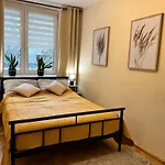 דירה Ohmyhome-plac Zawiszy *