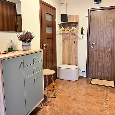 Ohmyhome-plac Zawiszy * Varsóvia